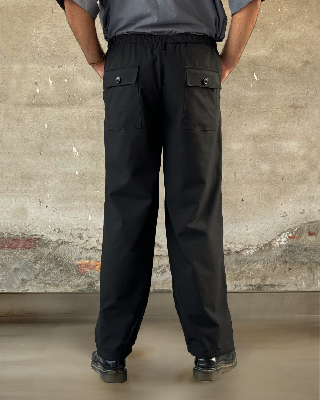 Exec Essentials Pants